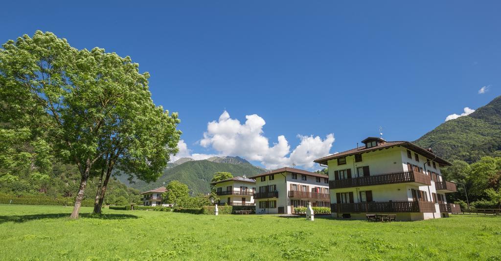 Casa Lori Green Holiday Val Maria-Pur Bagian luar foto