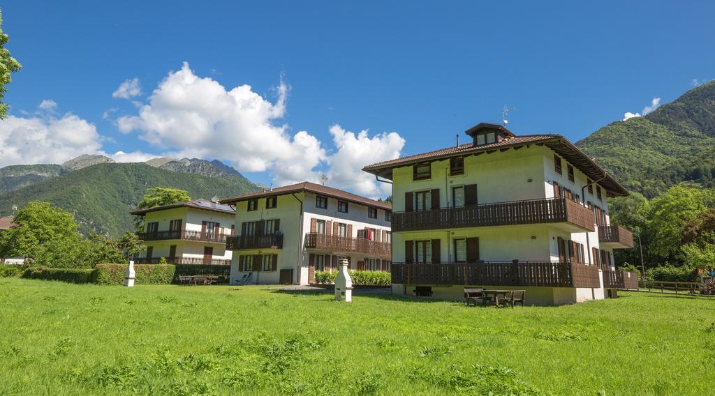 Casa Lori Green Holiday Val Maria-Pur Bagian luar foto